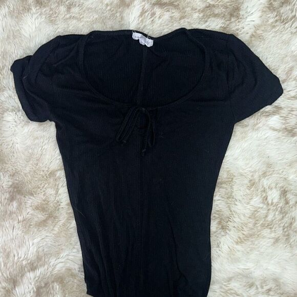 Socialite black ribbed short sleeve bodysuit with tie keyhole top | Sz S - Picture 5 of 5